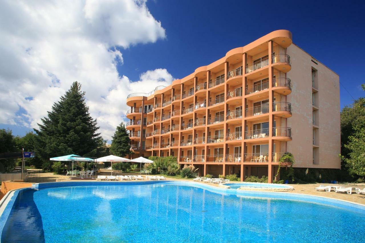 Bona Vita Hotel Golden Sands Exterior photo