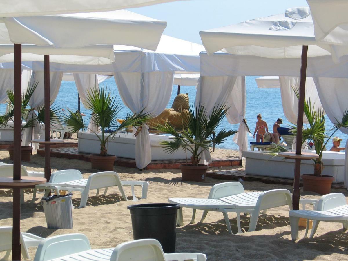 Bona Vita Hotel Golden Sands Exterior photo